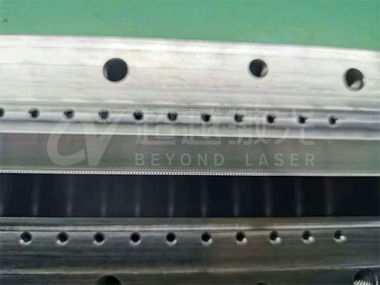 熔噴布模具打孔機(jī) 熔噴布模具打孔機(jī)