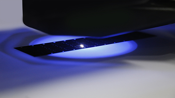 加工行業(yè)的快速發(fā)展，激光設(shè)備發(fā)展駛?cè)肟燔嚨溃?1